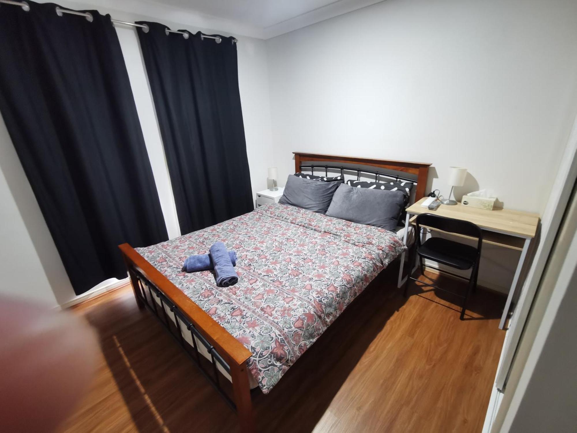 Shared House With Other Guests Near Shopping Center And Theme Parks Apartamento Gold Coast Exterior foto
