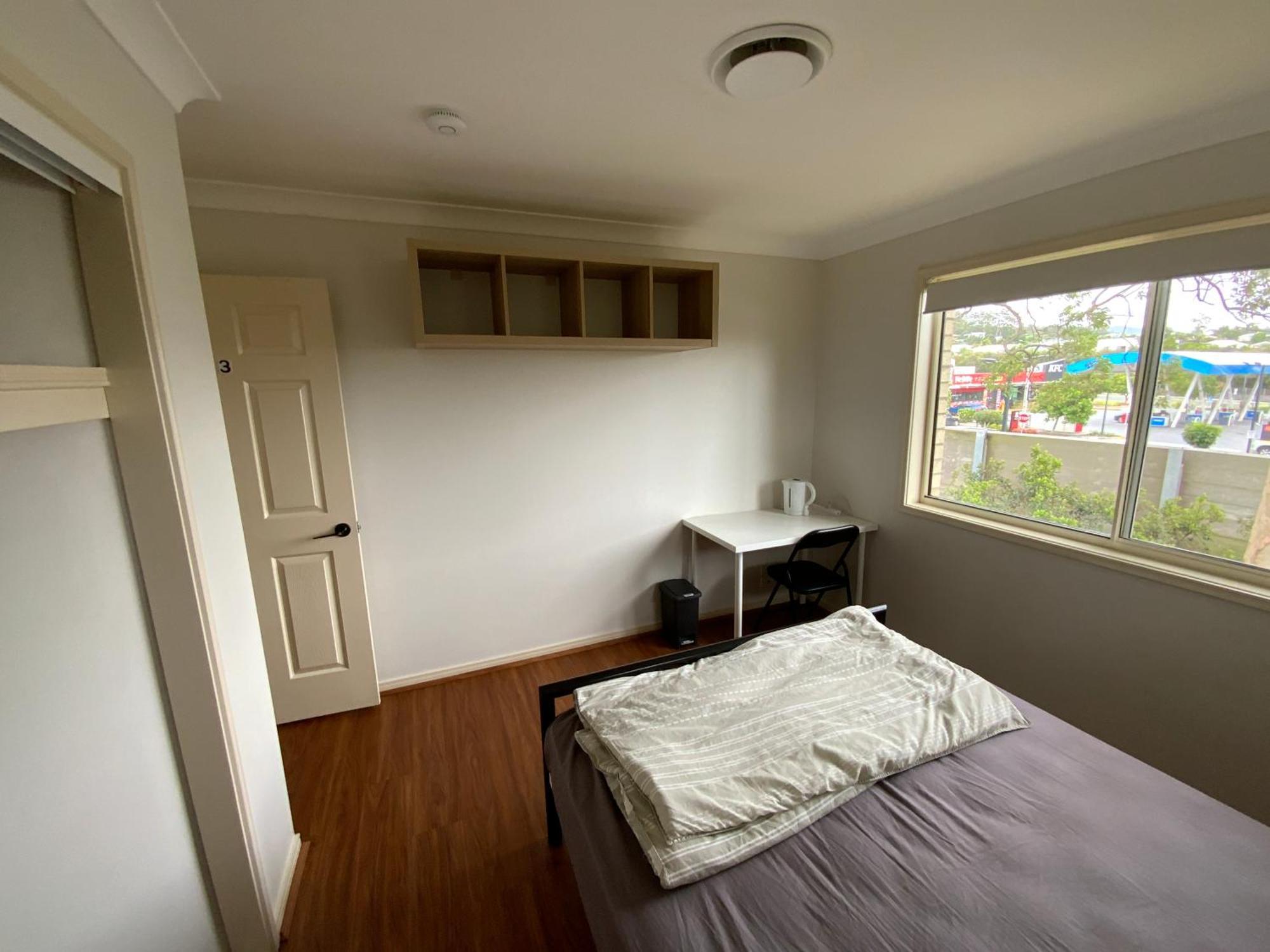 Shared House With Other Guests Near Shopping Center And Theme Parks Apartamento Gold Coast Quarto foto